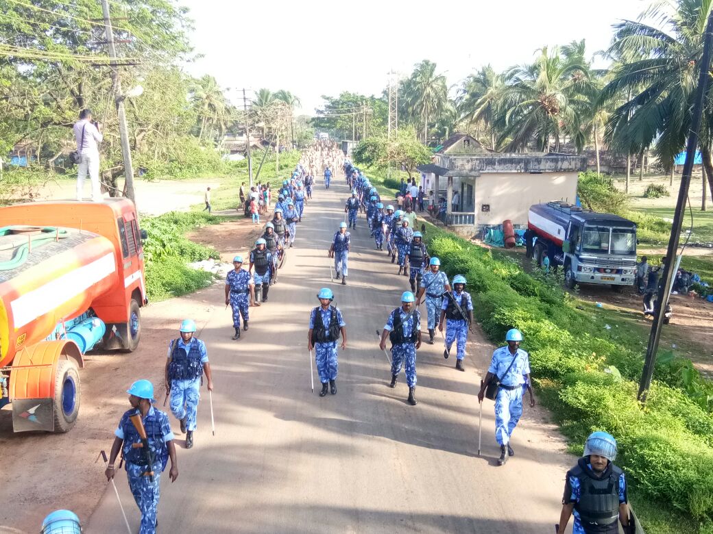ಉಳ್ಳಾಲದಲ್ಲಿ ಪೊಲೀಸ್ ಪಥ ಸಂಚಲನ
